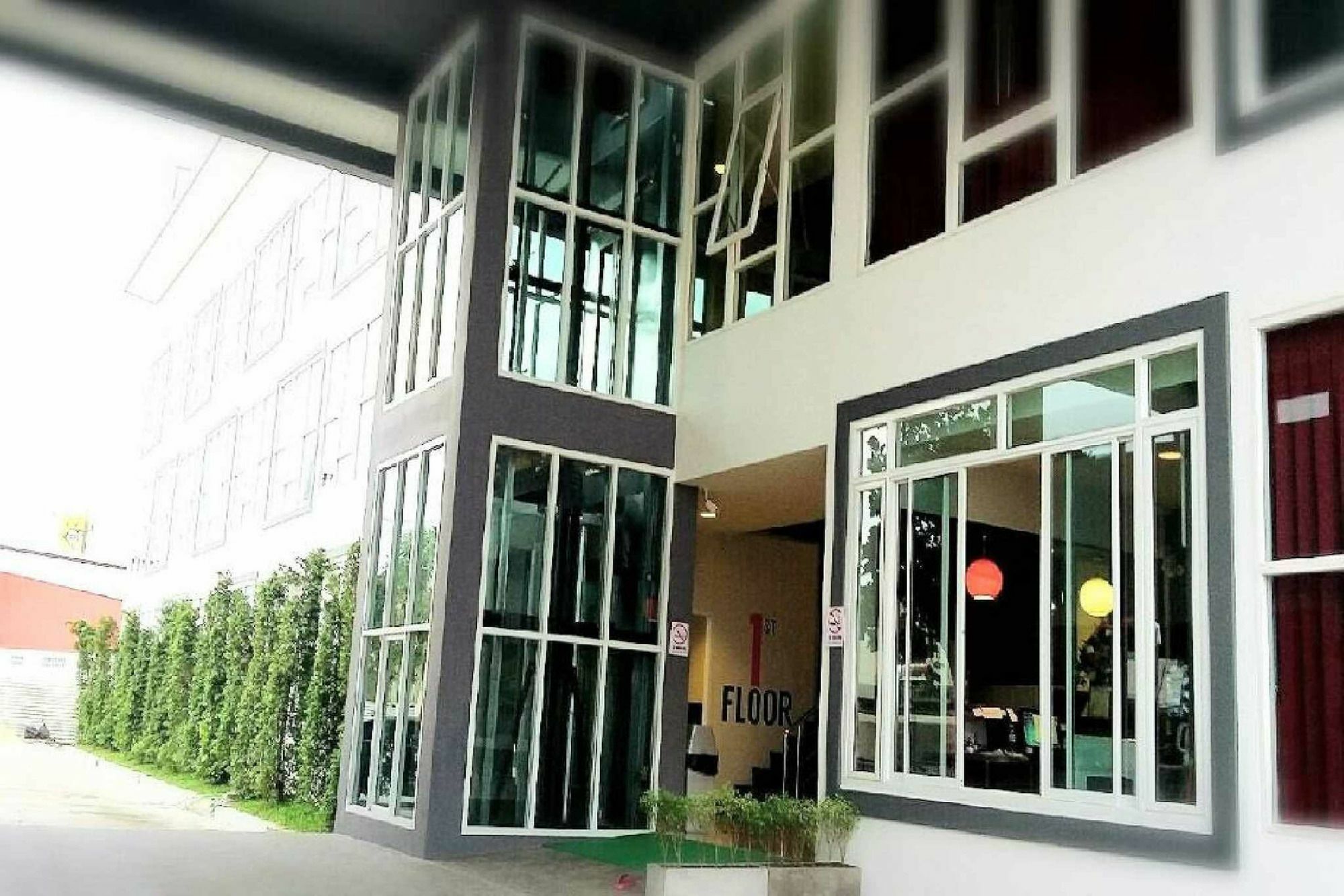 The Zell Hotell Buriram Eksteriør bilde