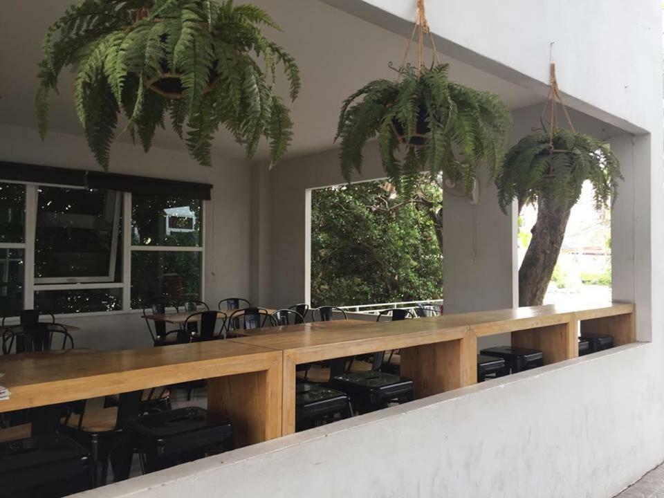 The Zell Hotell Buriram Eksteriør bilde